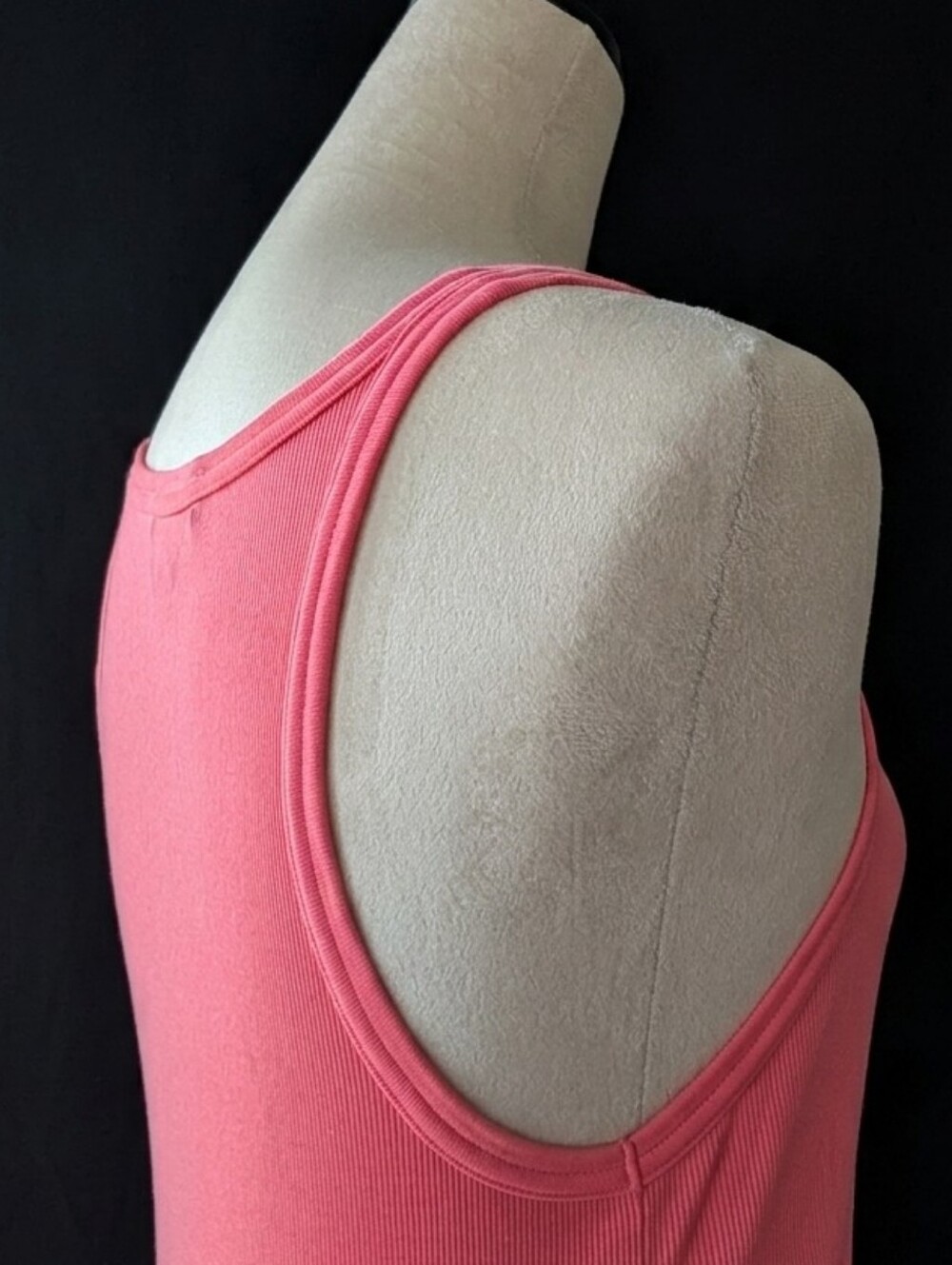 Ralph Lauren Coral Pink Ribbed Polo Tank with Navy Logo - Size Medium - Picture 4 of 5